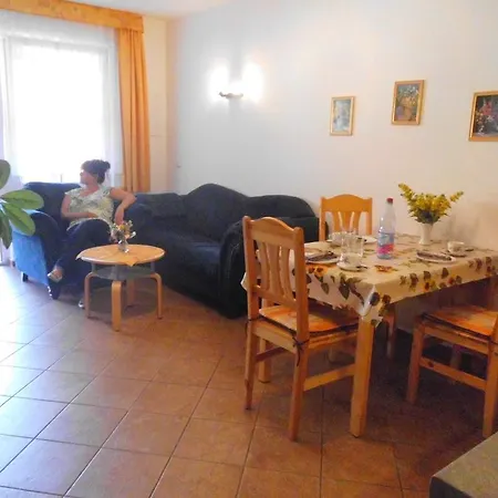 Apartment Charlottenhof *