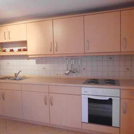 Charlottenhof Apartment *