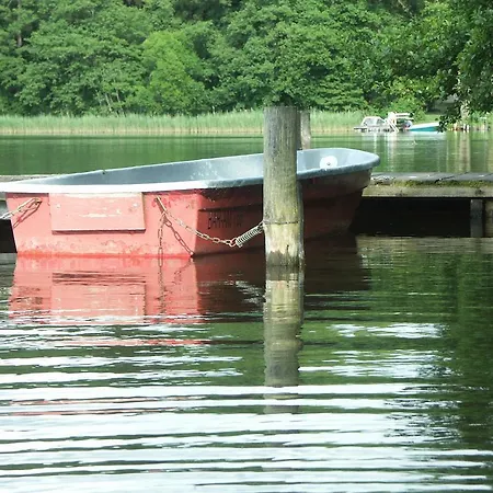 Charlottenhof Apartment *