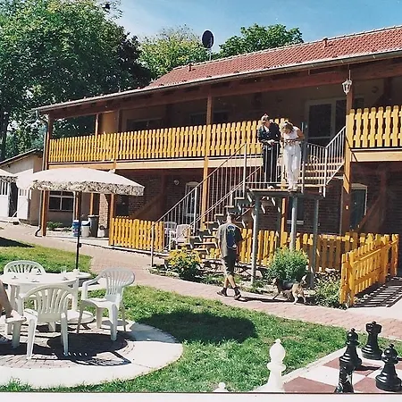 Charlottenhof * Zechlinerhutte